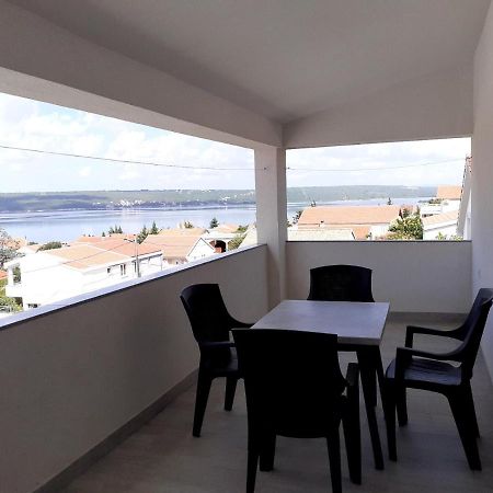 Apartmani Grumf Gornji Karin Ngoại thất bức ảnh